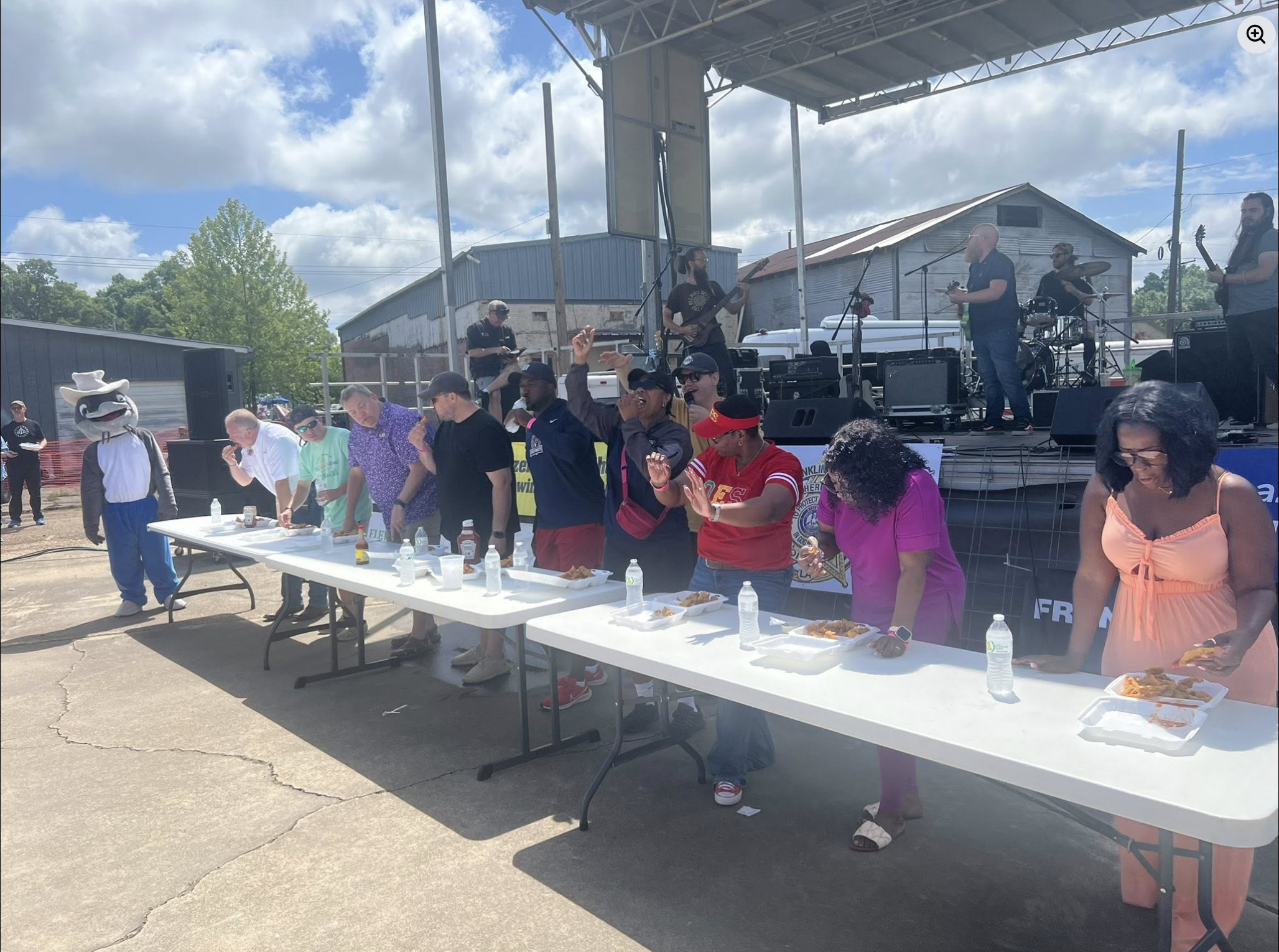 Eating contest on the main stage